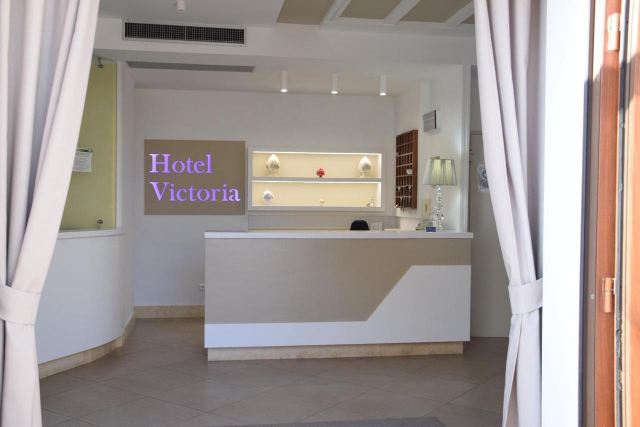 Hotel Victoria ตอร์เรซานตาซาบีนา ภายนอก รูปภาพ