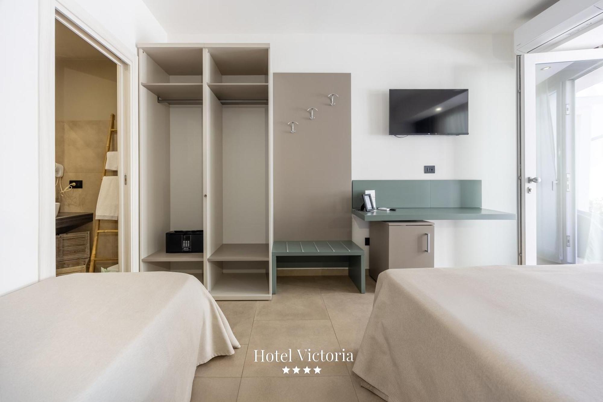 Hotel Victoria ตอร์เรซานตาซาบีนา ภายนอก รูปภาพ