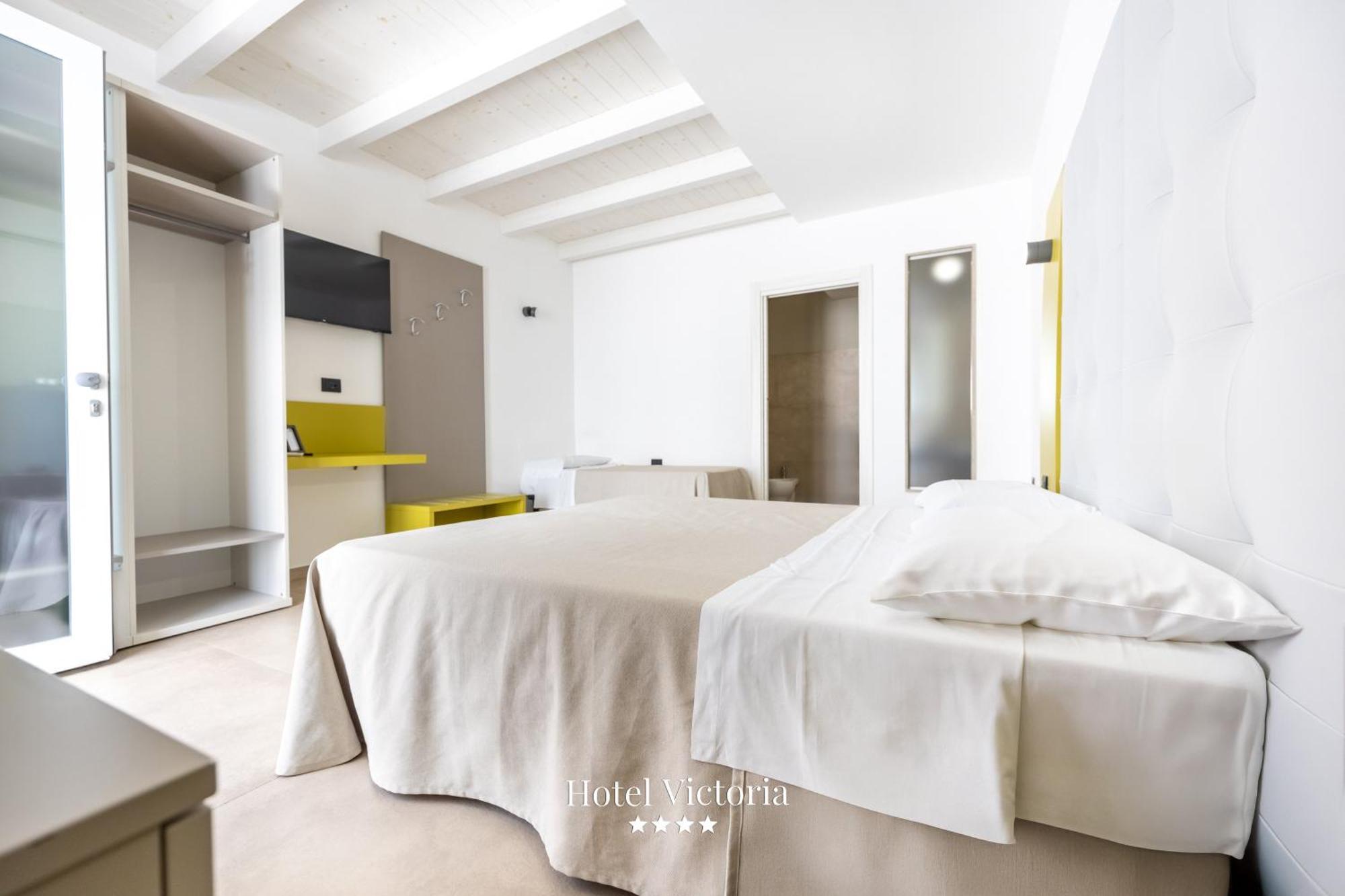 Hotel Victoria ตอร์เรซานตาซาบีนา ภายนอก รูปภาพ