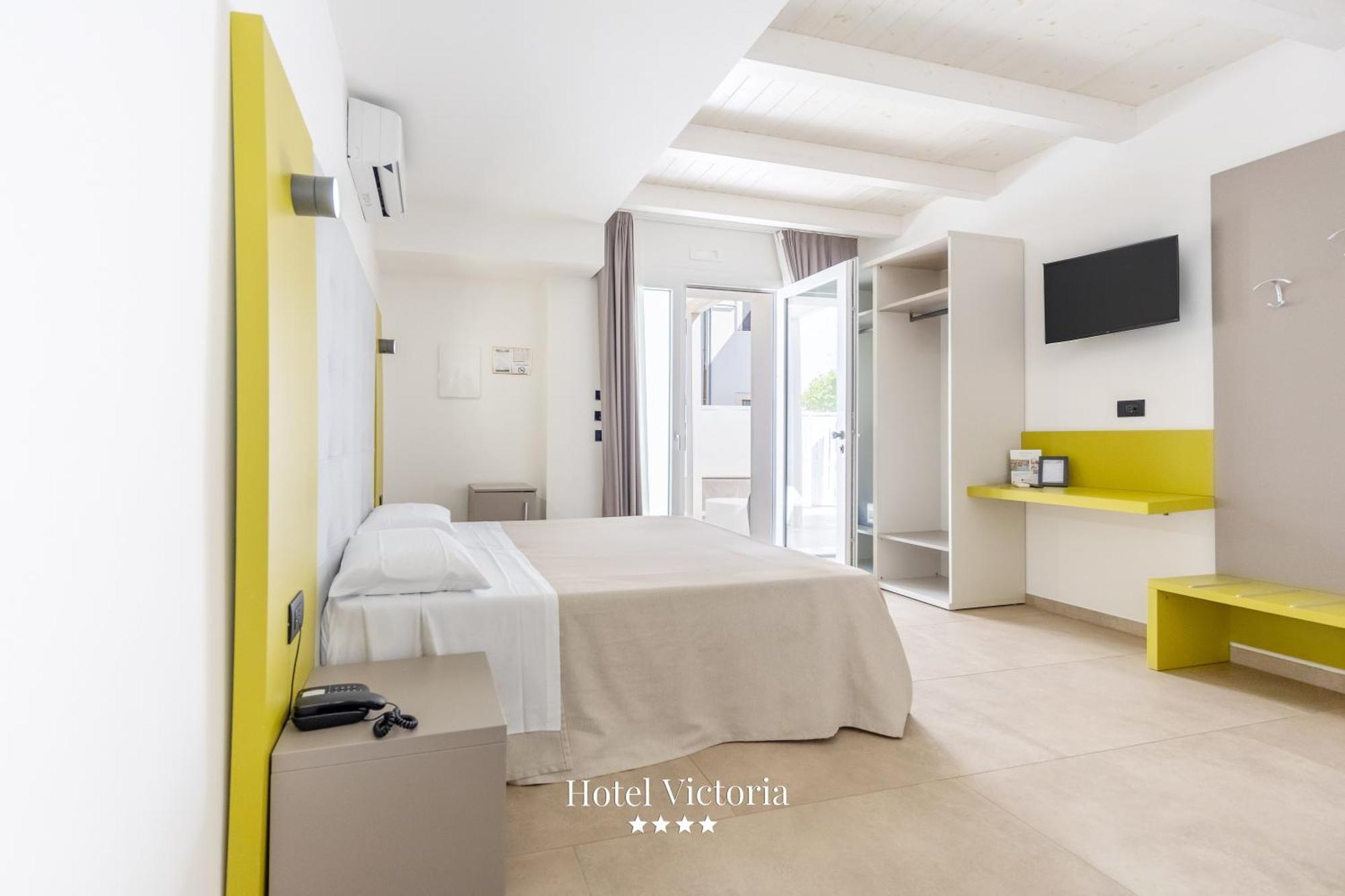 Hotel Victoria ตอร์เรซานตาซาบีนา ภายนอก รูปภาพ