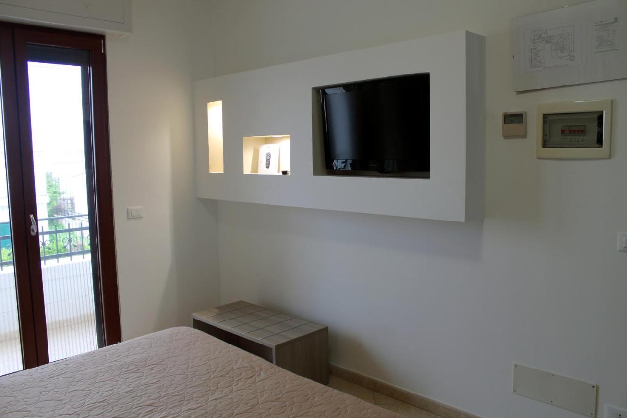 Hotel Victoria ตอร์เรซานตาซาบีนา ภายนอก รูปภาพ